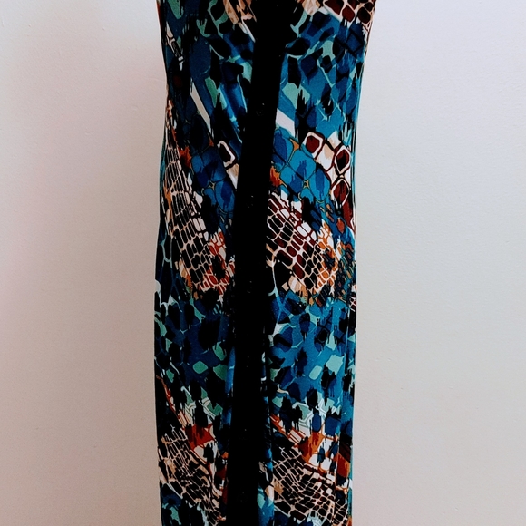 Beautiful Glamour Multicolor Maxi Dress. - Picture 5 of 8